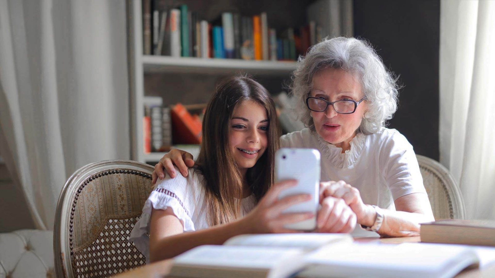 elderly care footer bg